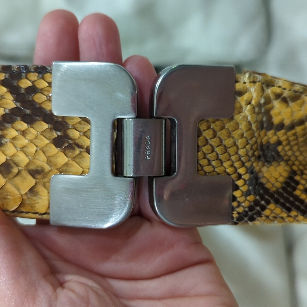 PRADA - Picture 2 of 13